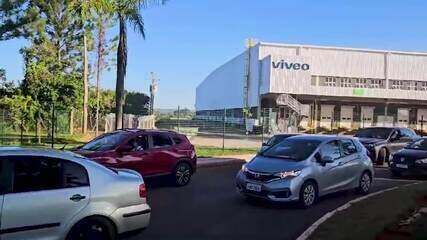 Doadores enfrentam longas filas e lotam base Aérea de Brasília
