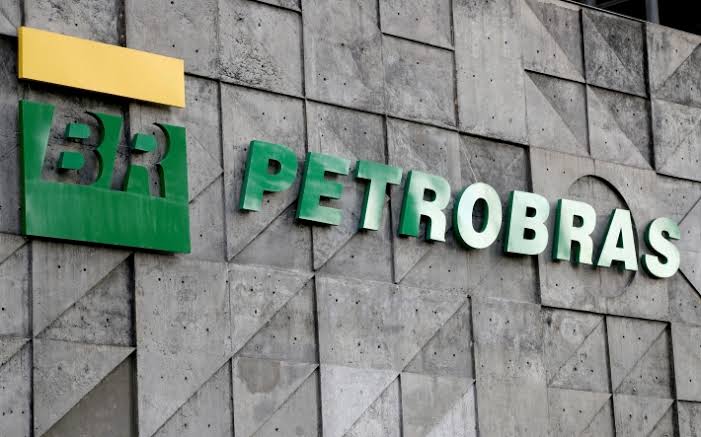 AGORA: “Canetada” faz ações da Petrobras despencarem na Bolsa de Valores; ENTENDA