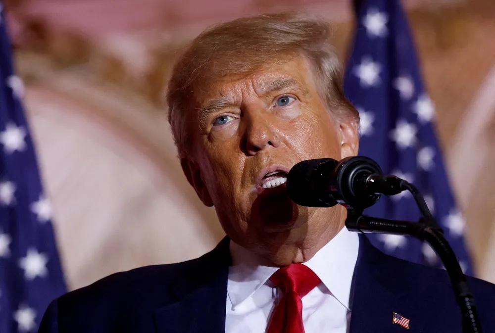 Donald Trump é indiciado em caso de atriz pornô, diz ‘The New York Times’