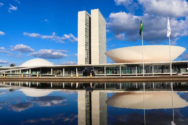 Atualização: Veja como está o placar do PL da Censura