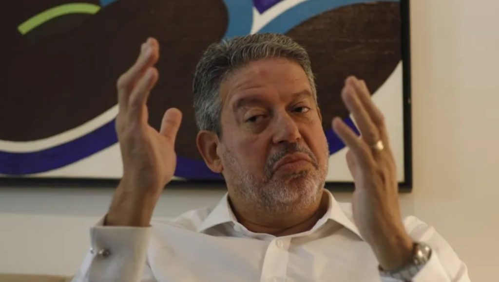 Bomba: Entrevista polêmica de Arthur Lira deixa esquerda em pânico; Veja na íntegra