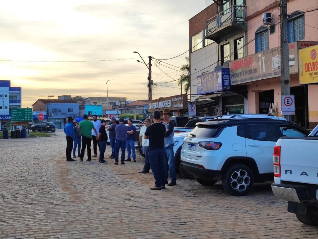 Produtores rurais indignados com ataques do MST se juntam para recuperar terras de fazendeira; VEJA VÍDEO