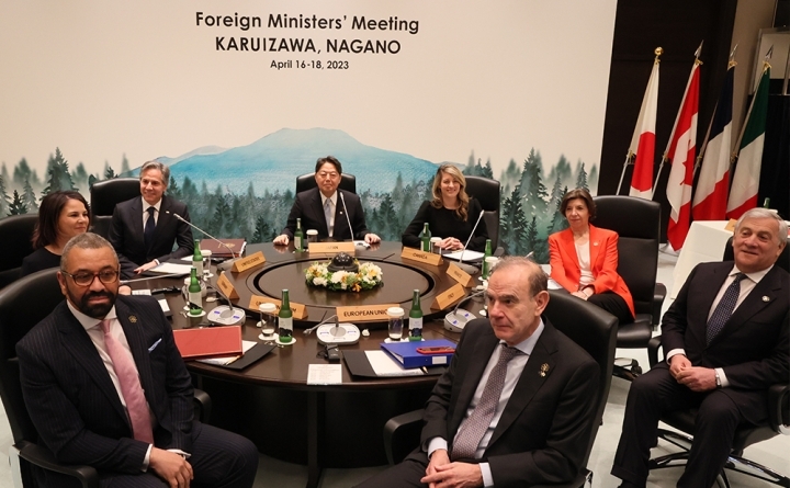 Tensão internacional: G7 alerta sobre ‘custos severos’ para países que ajudarem a Rússia