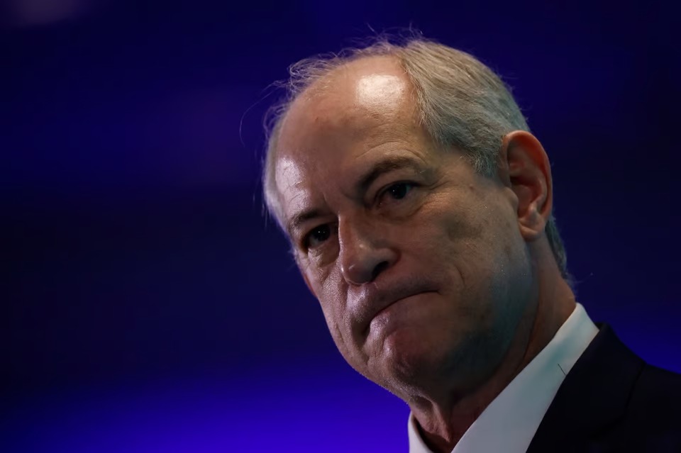 A imensa lista de processos contra Ciro Gomes