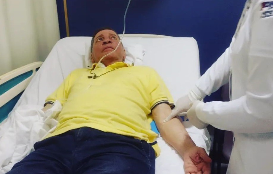 AGORA: Apresentador Luiz Almir é internado às pressas; VEJA VÍDEO