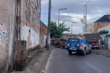 AGORA: Homem faz dois adultos e três crianças reféns em Salvador