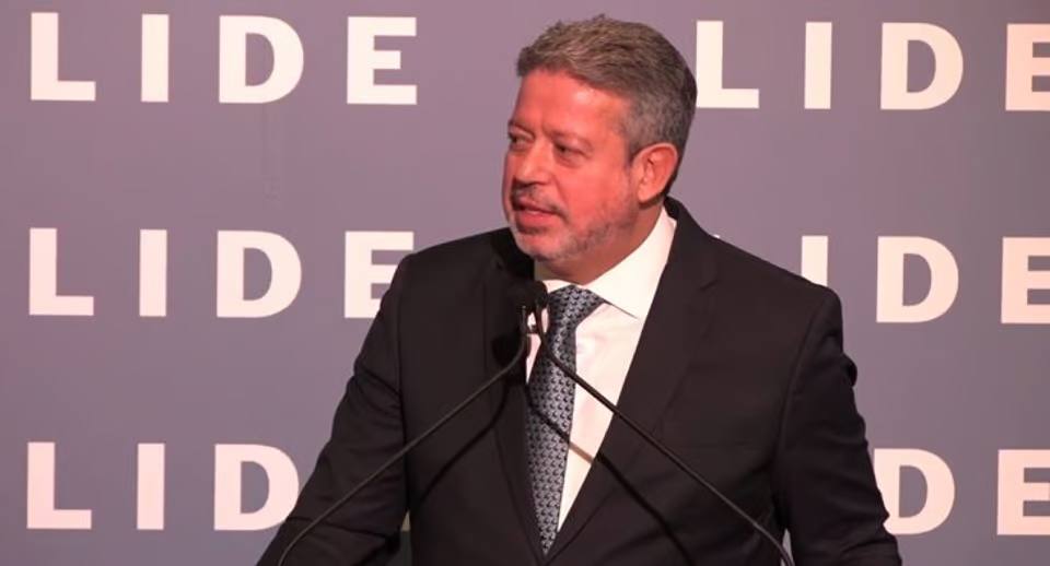 Agora: Lira manda duros recados ao governo Lula; “o mundo não é o mesmo de 20 anos atrás”; VEJA VÍDEO