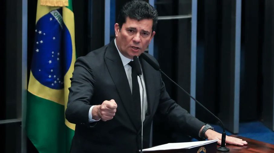 Após pedir ajuda a Moraes, Moro nega que vá renunciar