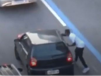 BRASIL: Em cena assustadora, bandidos assaltam pessoas à luz do dia no RJ; VEJA VÍDEO