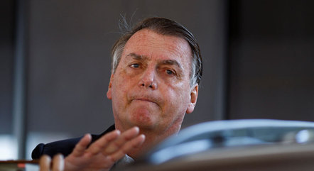 Bolsonaro cancela participação em encontro em Portugal, e evento é adiado