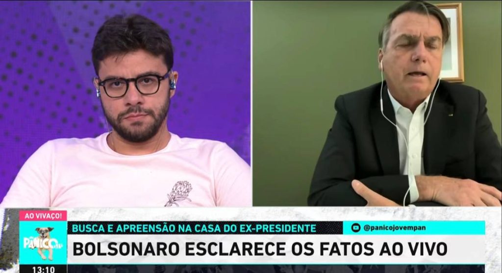 Bolsonaro está ao vivo no programa Pânico; ASSISTA