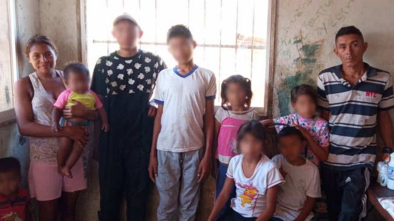 Criança venezuelana morre após comer alimento achado em lixão