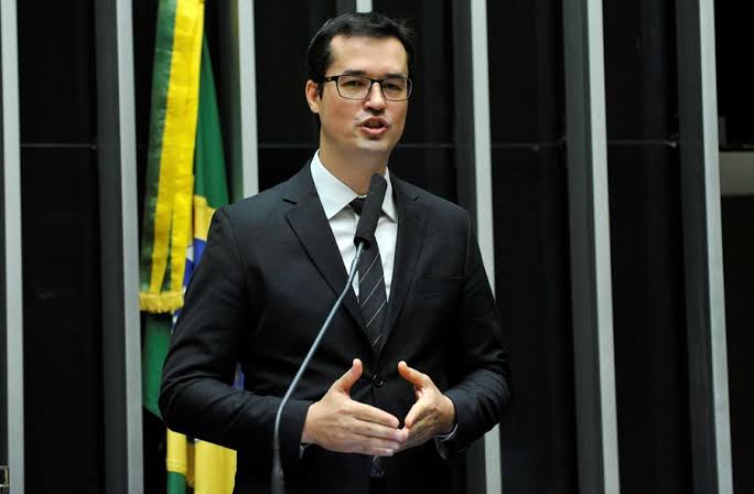 EXTRA TBN: Após ser cassado pelo TSE, Deltan procura Rosa Weber