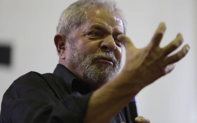 Em apenas um dia, Lula libera mais emendas que em 4 meses de governo 