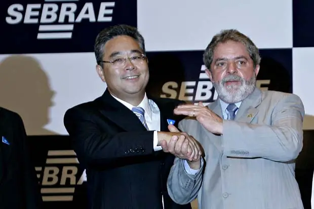 Ex-presidente do Instituto Lula vai receber indenização de R$ 100 mil aprovada pelo Governo Lula