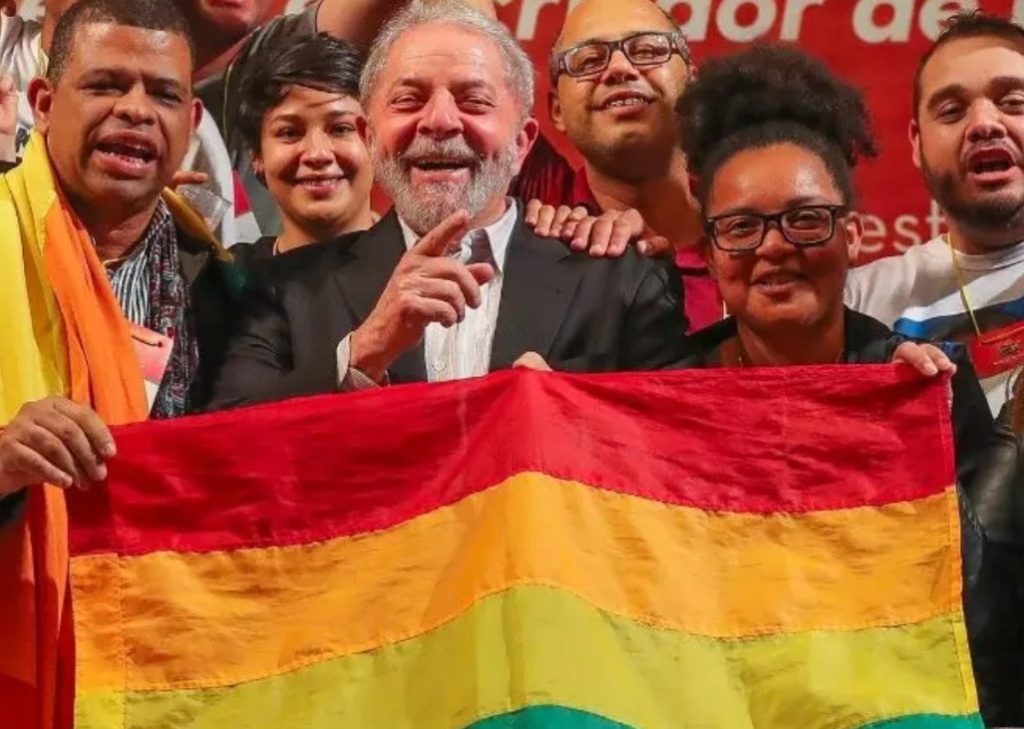 Governo Lula quer criar banco de dados sobre crimes de homofobia