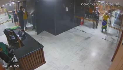 Governo nomeia militares exonerados do GSI em limpa após atos de 8 de janeiro&nbsp;