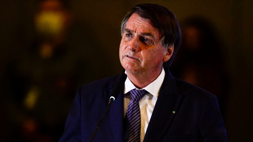 Intimado pela PF, Bolsonaro avisa que não irá depor 