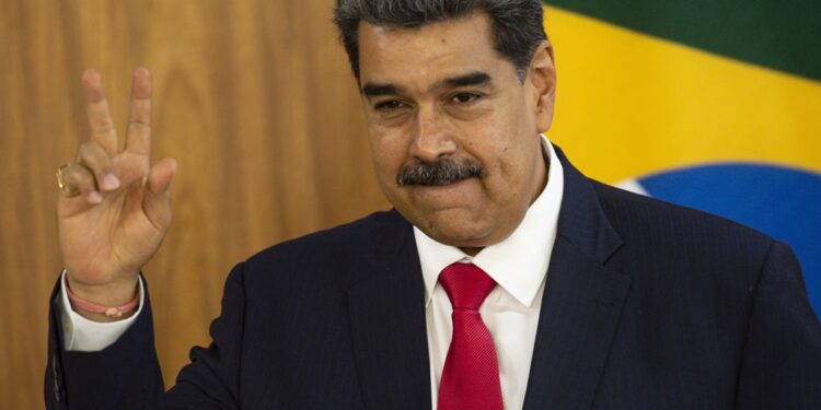 Lula vai renegociar dívida da Venezuela com Brasil, anuncia Haddad 