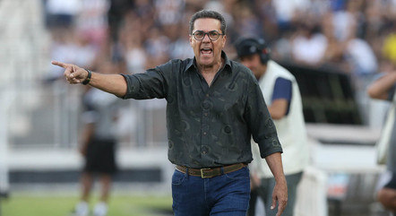 Luxemburgo é o novo técnico do Corinthians e se torna o terceiro a comandar o clube em 2023