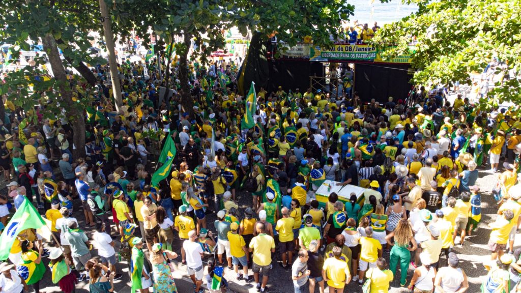 Nesse domingo (1) de maio os movimentos de direita voltaram as ruas com atos em várias cidades contra a PL da censura e o governo Lula