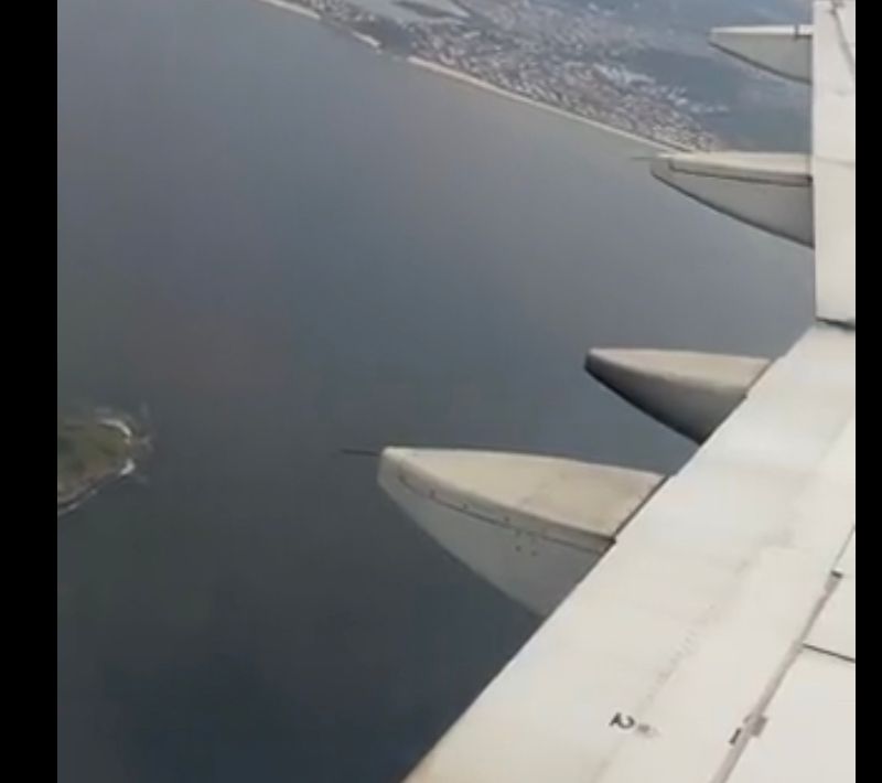 Passageiros se irritam com mulher após ela falar sobre todos morrerem afogados em queda de avião; VEJA VÍDEO