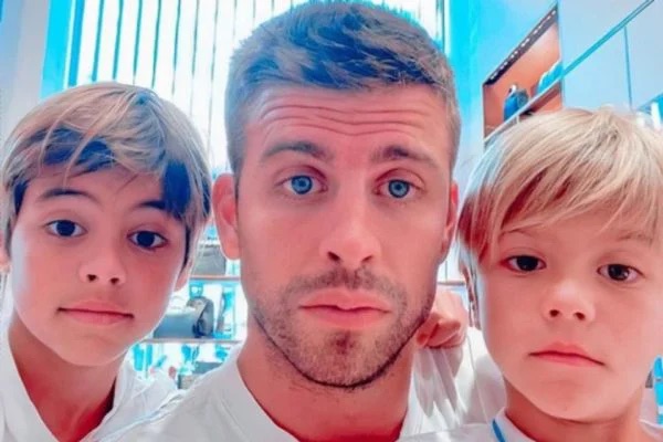 Piqué pede à Justiça menos tempo com os filhos, diz TV espanhola