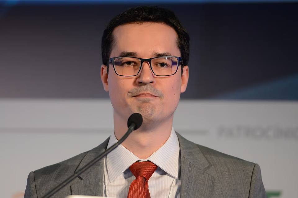 TSE julga ação que pode cassar Deltan Dallagnol