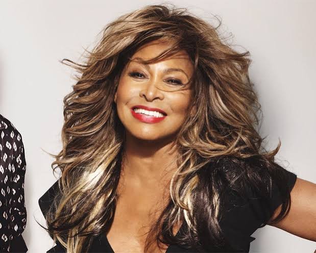 URGENTE: Tina Turner morre aos 83 anos 