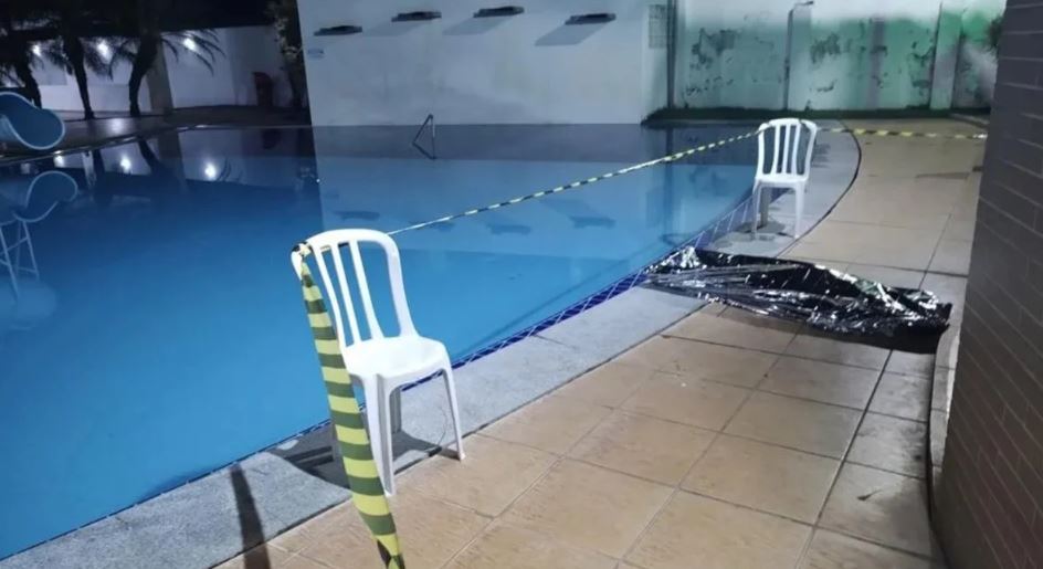 Aos 31 anos, mulher morre após mergulho em piscina de hotel em Goiânia