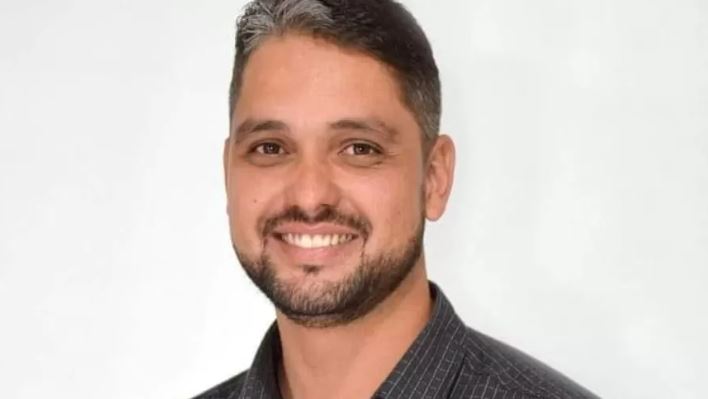 Aos 36 anos, prefeito de município mineiro morre aos após mal súbito em sua residência