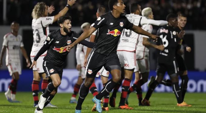 Flamengo leva “enfiada” de 4×0 do Bragantino pelo brasileirão; veja os melhores momentos