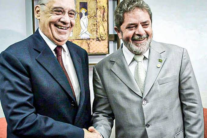 Juntos e misturados: Lula liga para FHC no aniversário