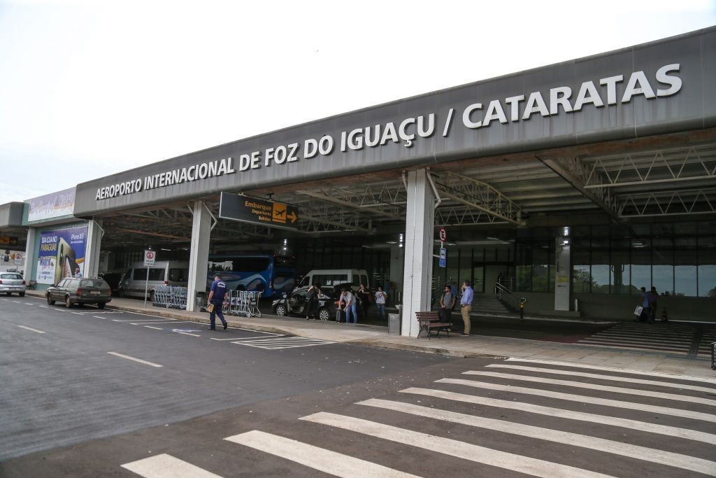 PF descobre o que era suposta bomba encontrada em avião no Paraná; VEJA
