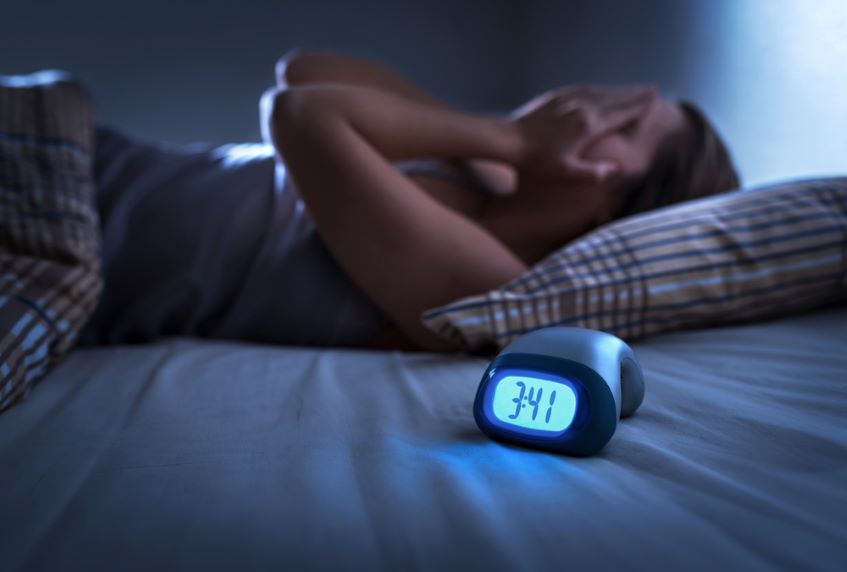 Saiba quais hábitos devem ser praticados ao longo do dia para dormir bem; veja dicas