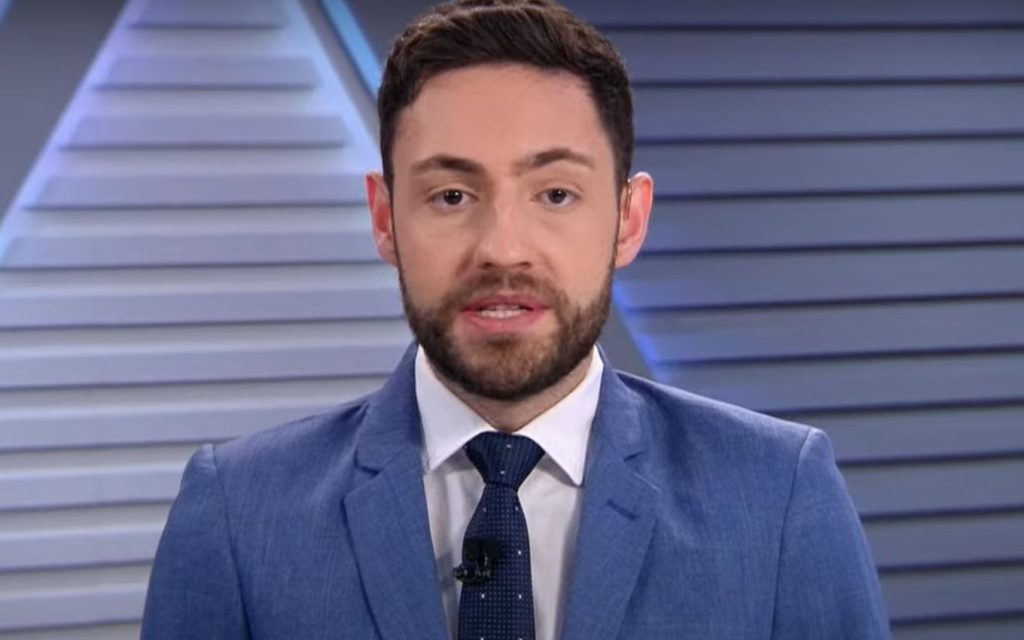 BOMBA Vitor Brown deixa comando de Os Pingos nos Is e é afastado pela Jovem Pan TV Florida BOMBA Vitor Brown deixa comando de Os Pingos nos Is e é afastado pela Jovem Pan TV Florida