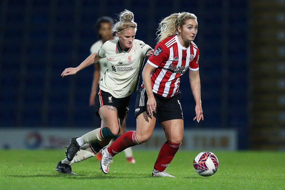 Maddy Cusack em ação pelo Sheffield United — Foto: Getty Images