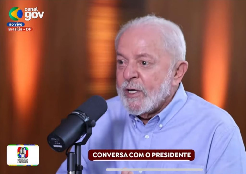 Lula acusa Bolsonaro janela