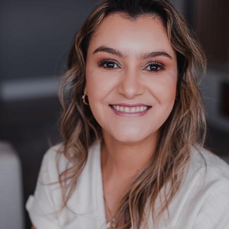 Marcela ficou 21 dias internada por causa de uma espinha
