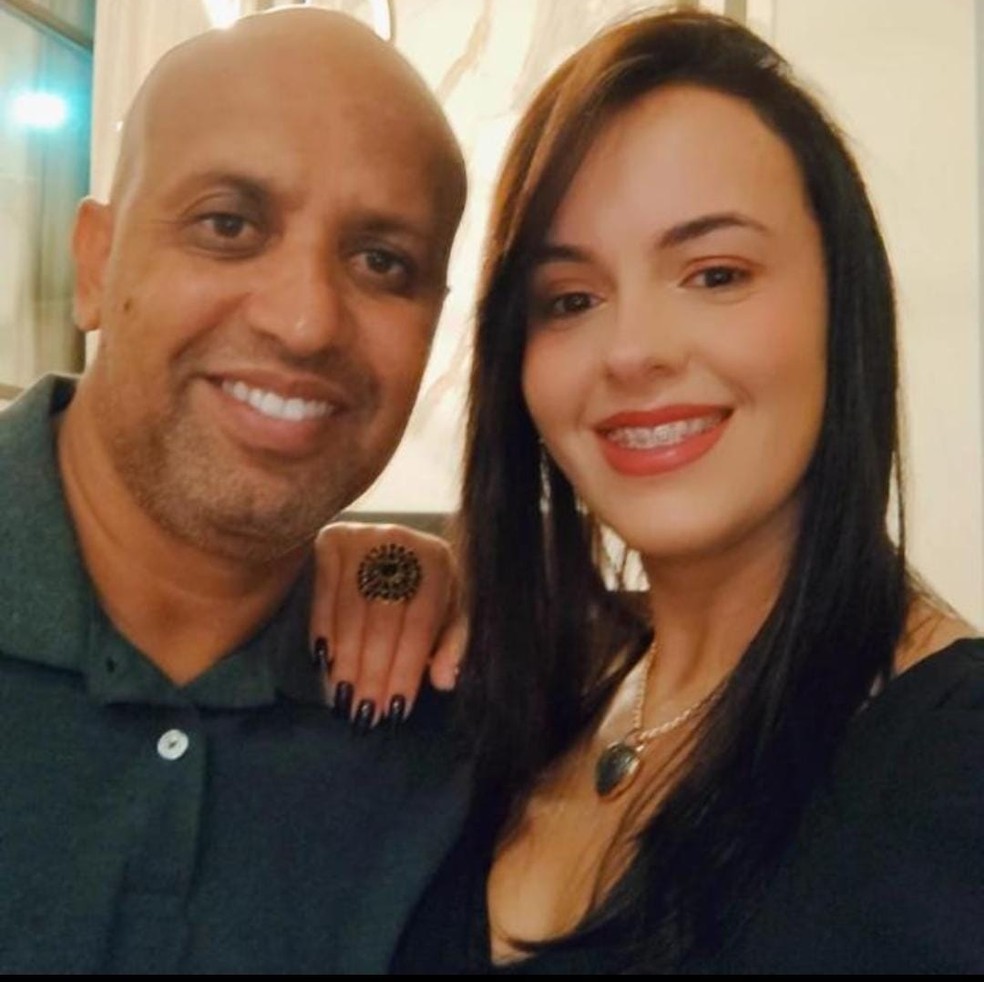 Casal viajava para Salvador — Foto: Redes sociais