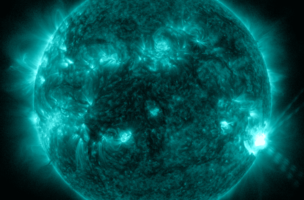 Nasa captura imagem impressionante de nova explosão solar neste domingo ...