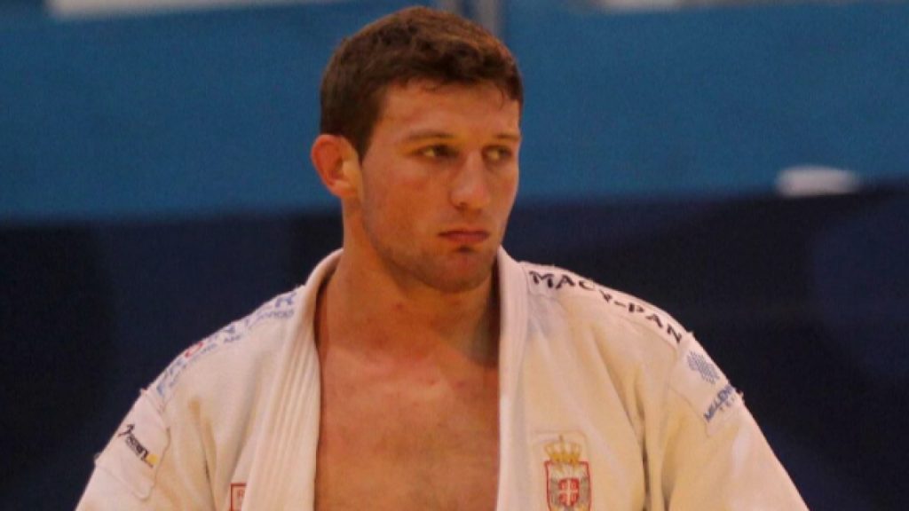 Nemanja Majdov Foto: EFE/Alonso Cupul