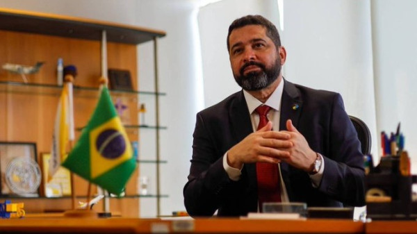 Fernando Donasci/Divulgação