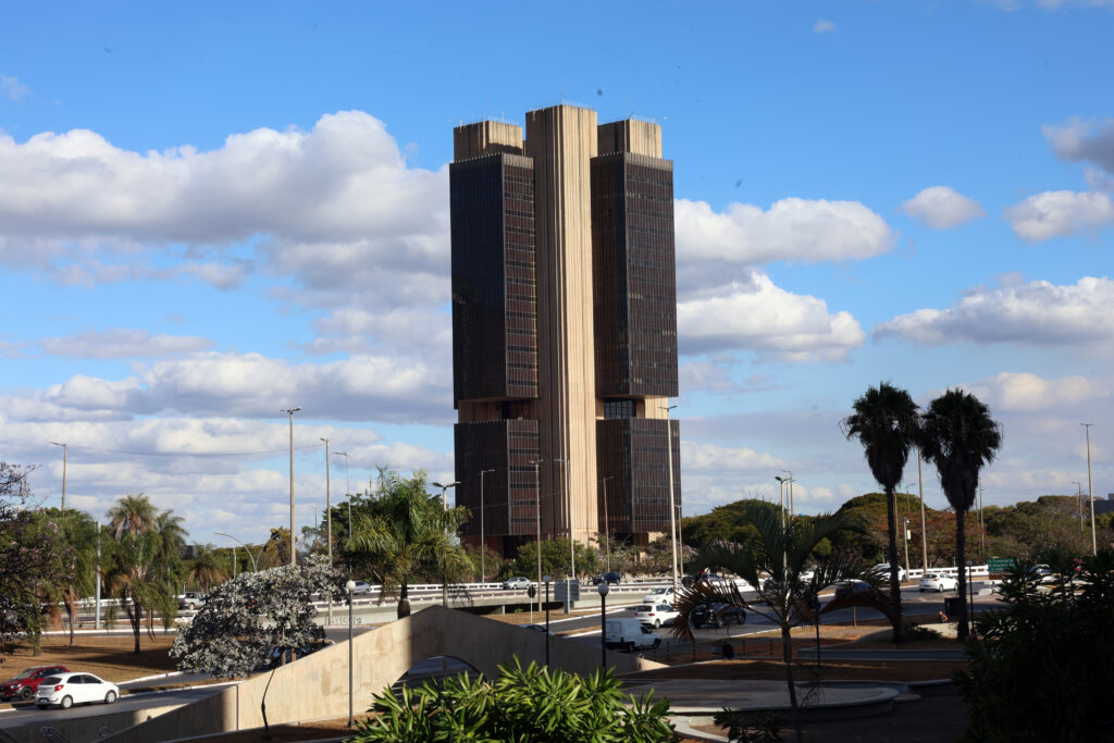 Banco Central informou que alertas do FGC sobre o Banco Master são protegidos por sigilo legal e não podem ser divulgados