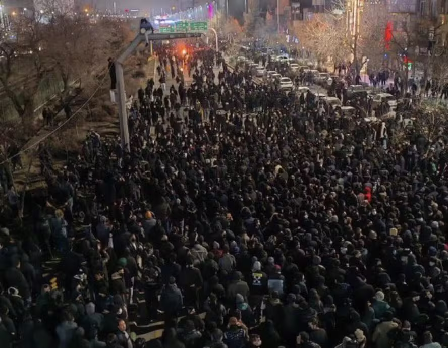 Número de mortos em protestos no Irã passa de 600