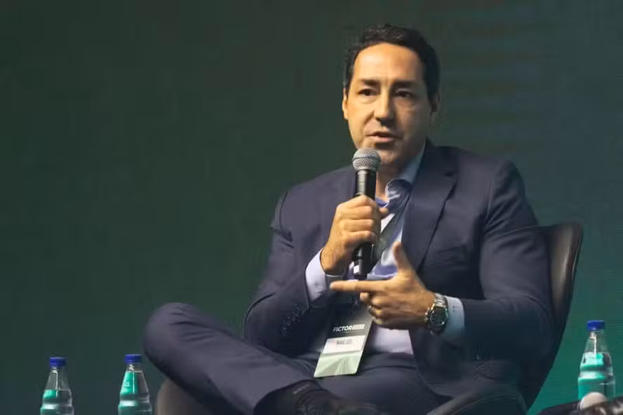Alvo da PF, ex-sócio da Fictor integra conselho de Lula