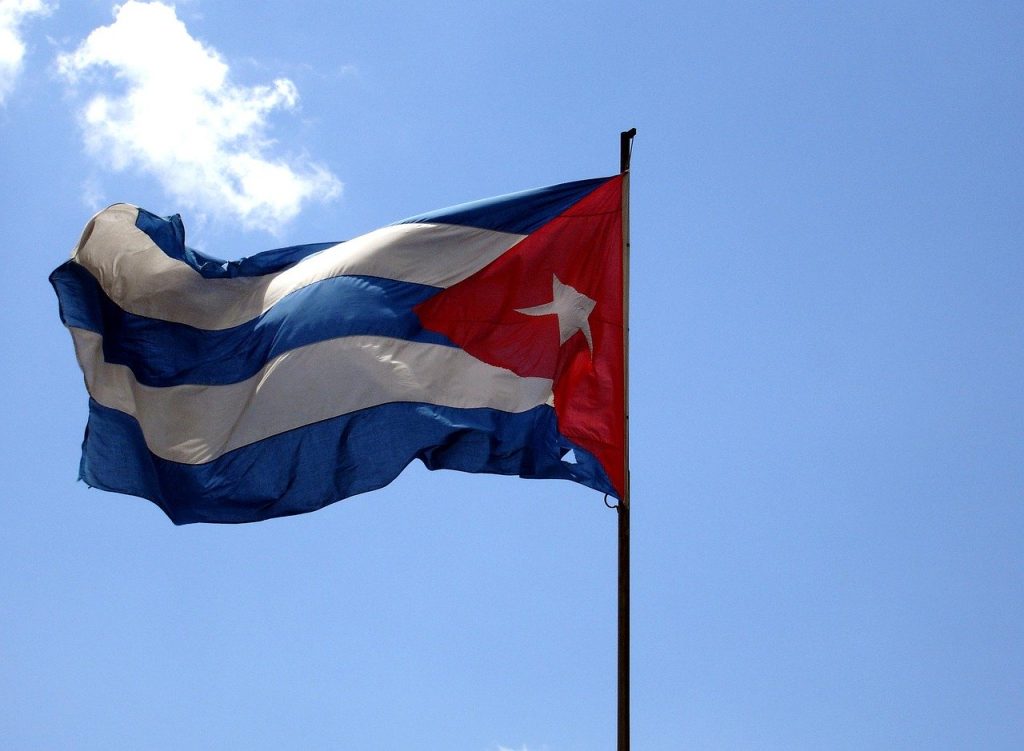Apagão total deixa Cuba no escuro