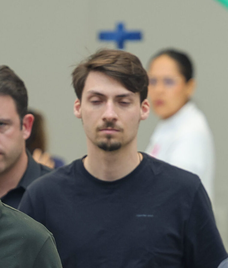 Renan diz que ex-presidente está “muito mal” e teve crises de soluço durante toda a noite anterior