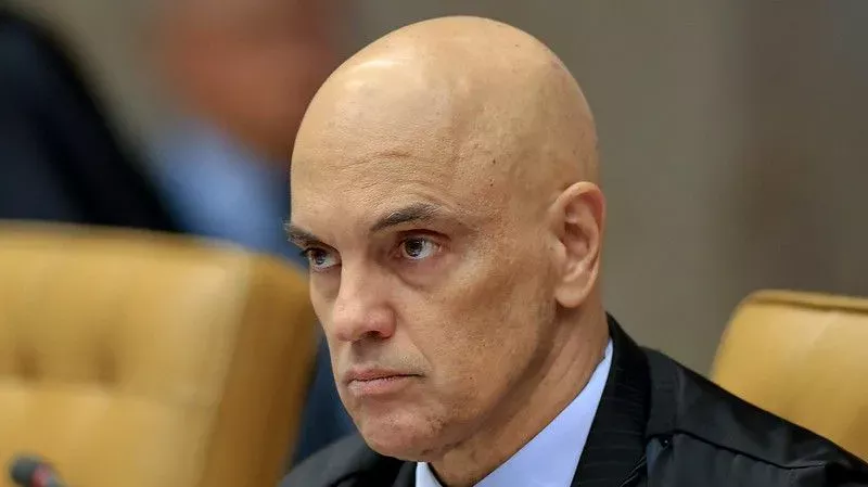 Vorcaro recebeu Moraes e políticos para jantar