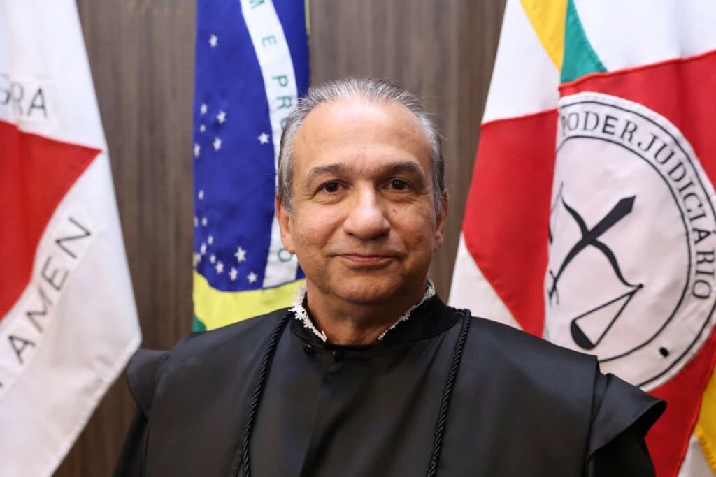 PGR pede abertura de inquérito no STJ contra desembargador Magid Nauef Lauar, que absolveu acusado de estupro de menina de 12 anos.